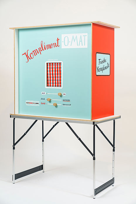 "Der Kompliment-O-mat"