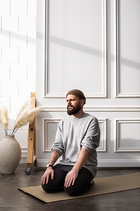 Patrick Salmen – Yoga gegen Rechts – Solo Show
